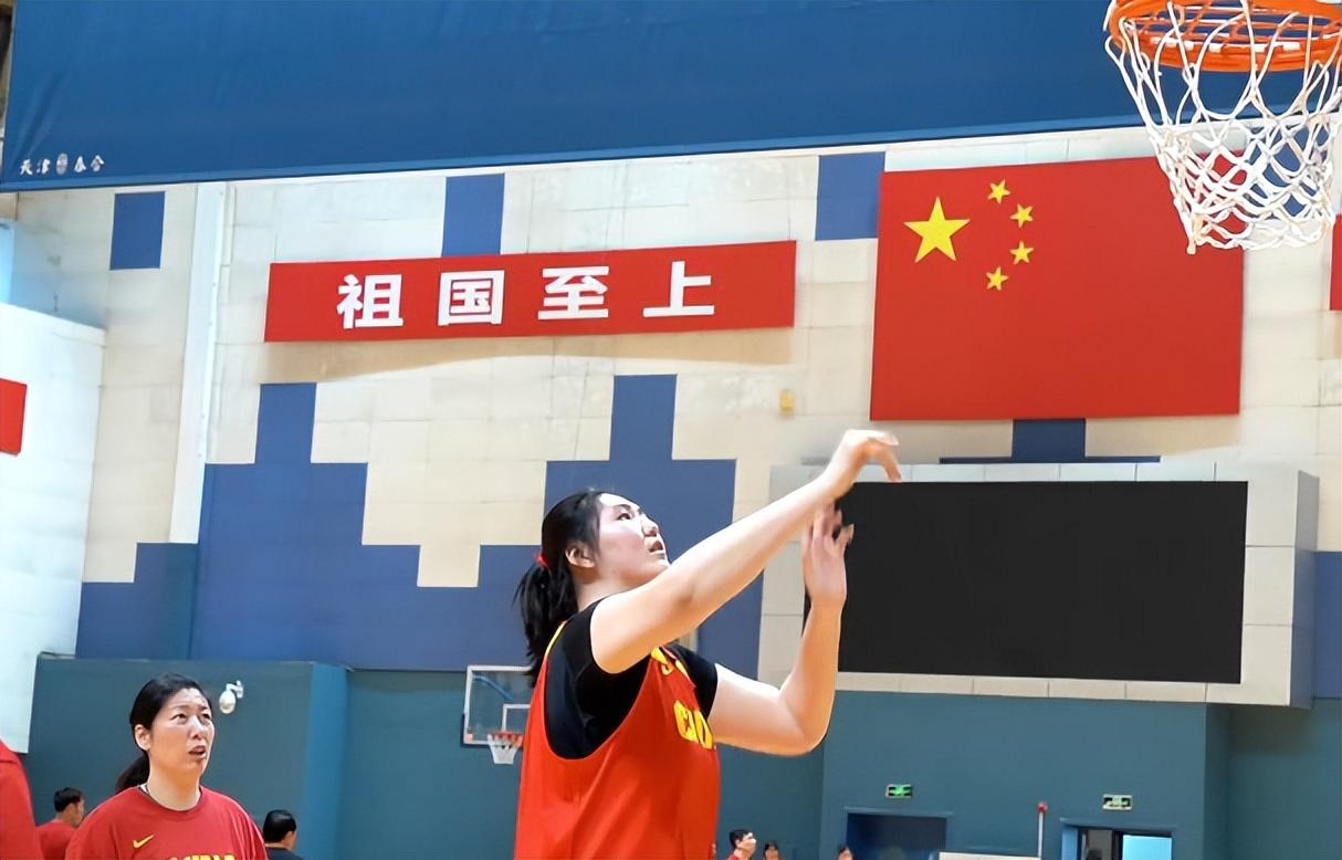 V体育：中国女篮备战奥运会，剑指奖牌！的简单介绍