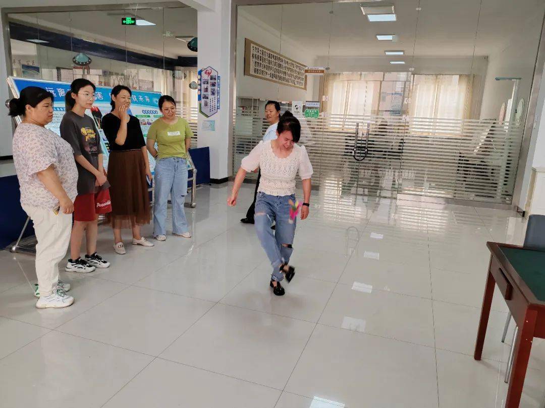 V体育：利物浦社区责任感强，积极参与公益活动的简单介绍